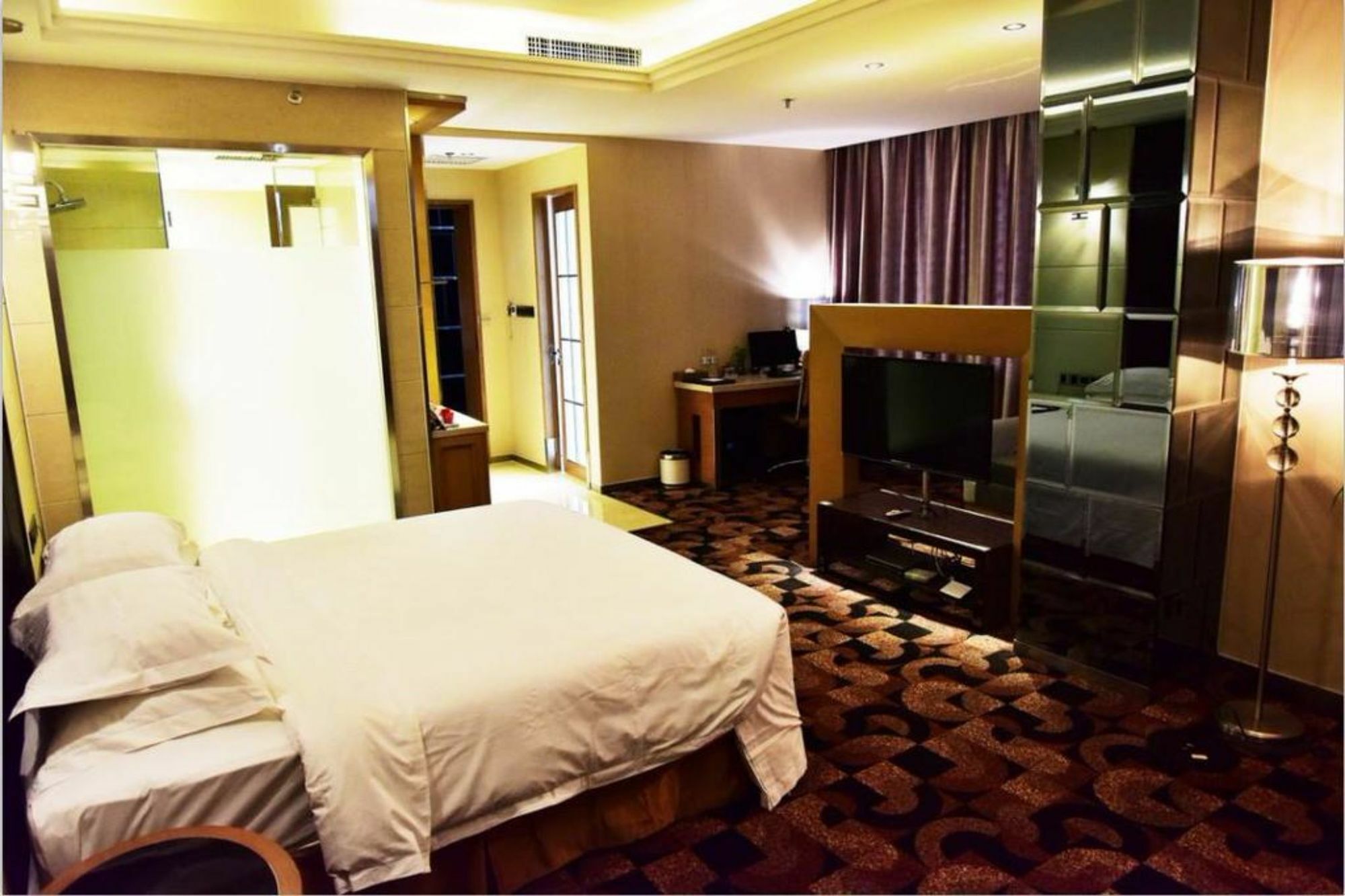 Fuke Jirui Hotel Урумки Екстериор снимка